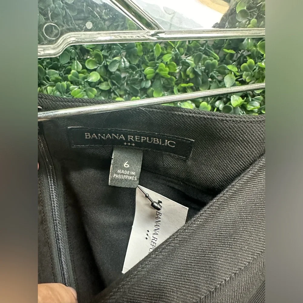 NWT BR | Career Skirt